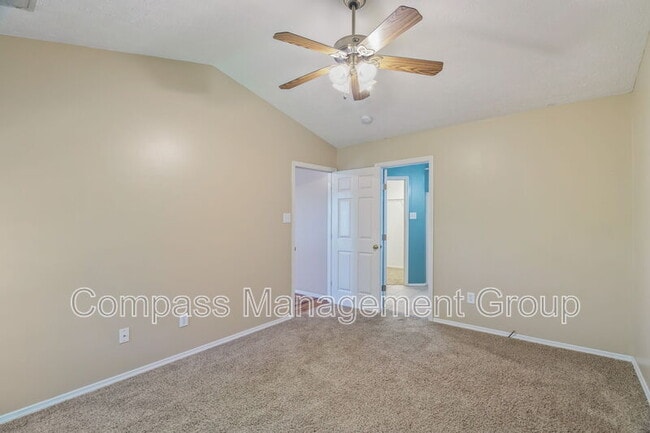 Building Photo - 1034 Brittany Deanne Ln