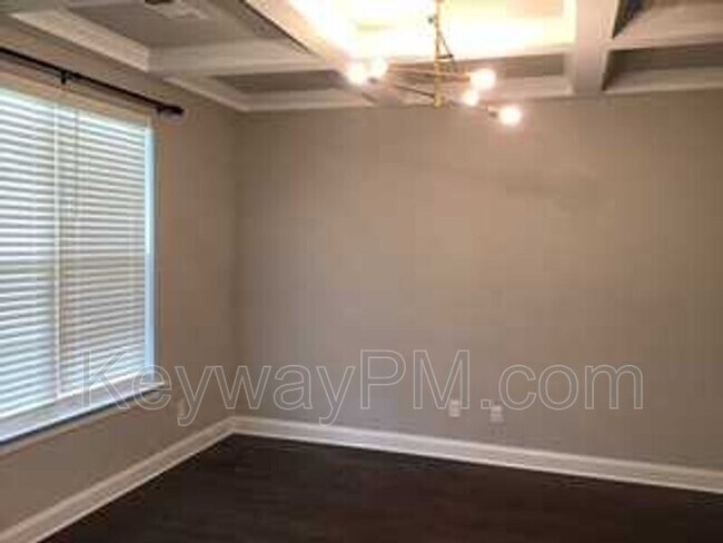 Building Photo - 3060 Lobella Dr