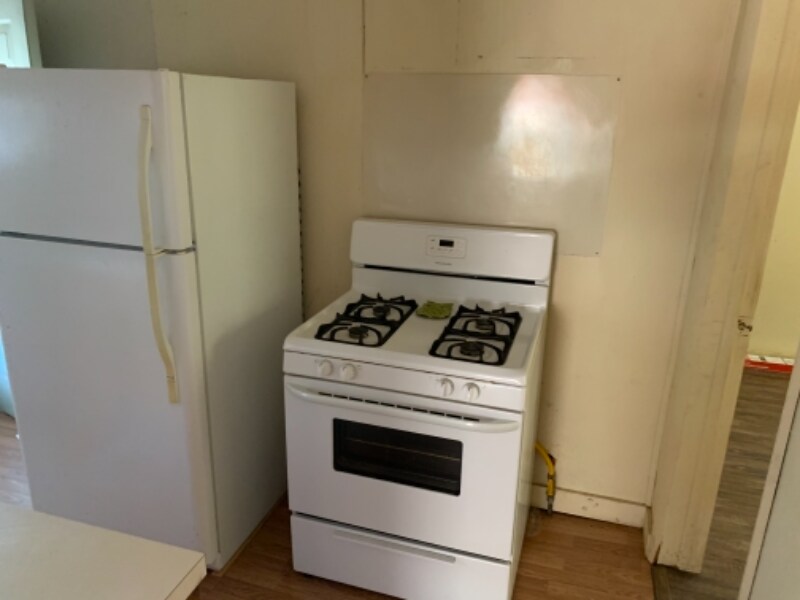 Building Photo - 2026 Chestnut Ave