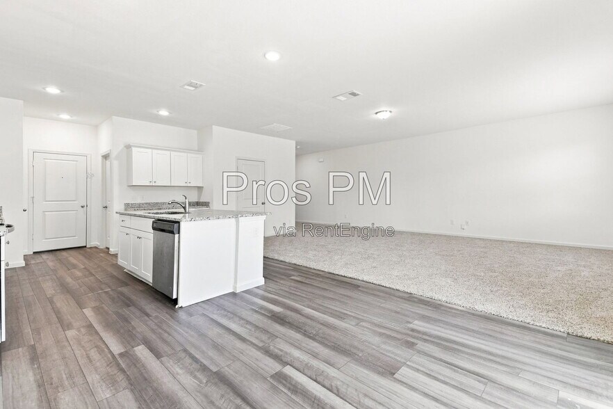 Building Photo - 6520 Calico Ln