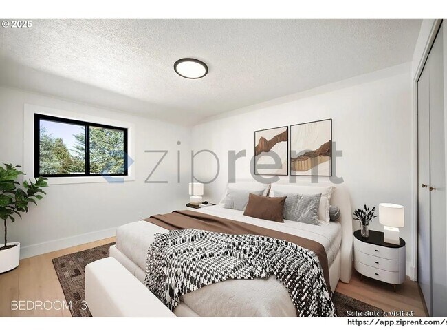 Building Photo - 7640 SW Whitford Dr