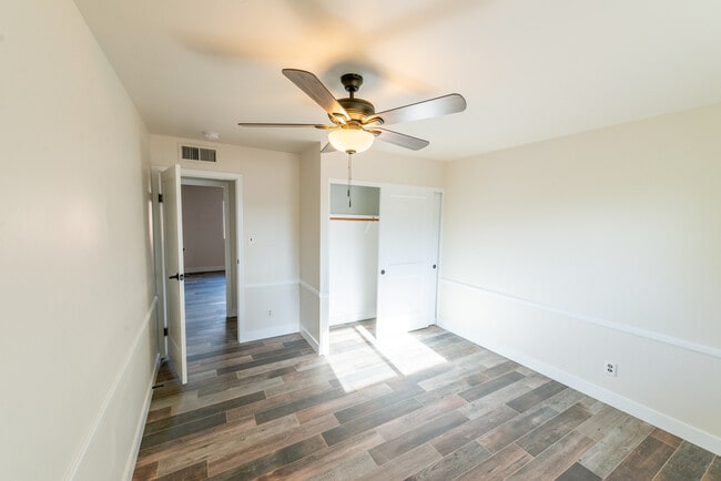 Building Photo - 2607 S Jentilly Ln