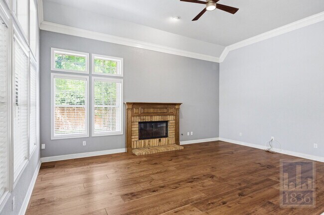 Building Photo - 41 Stillmeadow