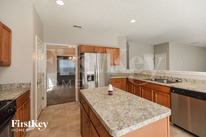 Building Photo - 265 Valley Brook Dr