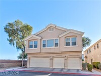 Building Photo - CHARMING 2BEDROOM TOWNHOME IN 89122