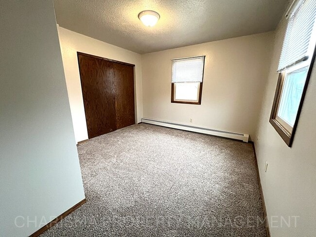 Building Photo - 2 BD - WHEN LOCATION, COMMUNITY AND PRICE ...