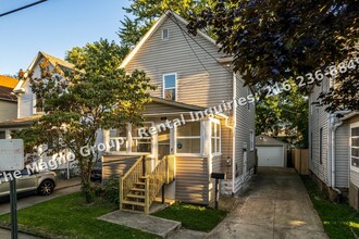 Building Photo - 312 Upland Ave