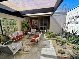 Building Photo - 352 Avenida Sevilla