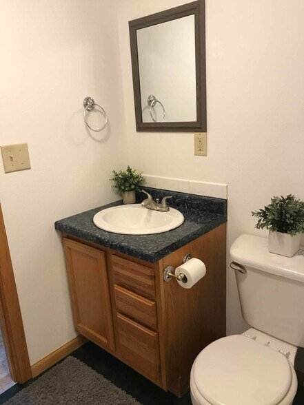 Bathroom-3 - 767 E 5th St