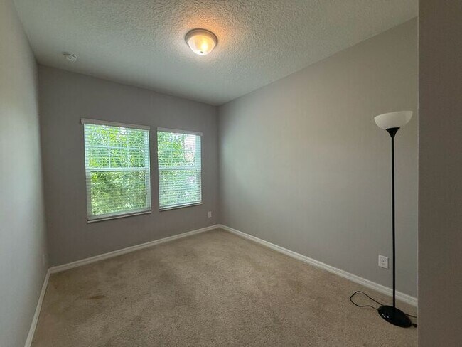 Building Photo - 7681 Ripplepointe Way