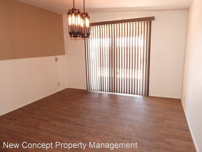 Building Photo - 4 br, 2 bath House - 2240 S Camino Seco