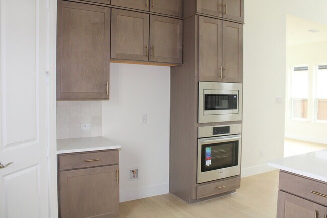 Building Photo - Brand new construction!!! Never lived in home at premier location!! Right next to new, Universal ...