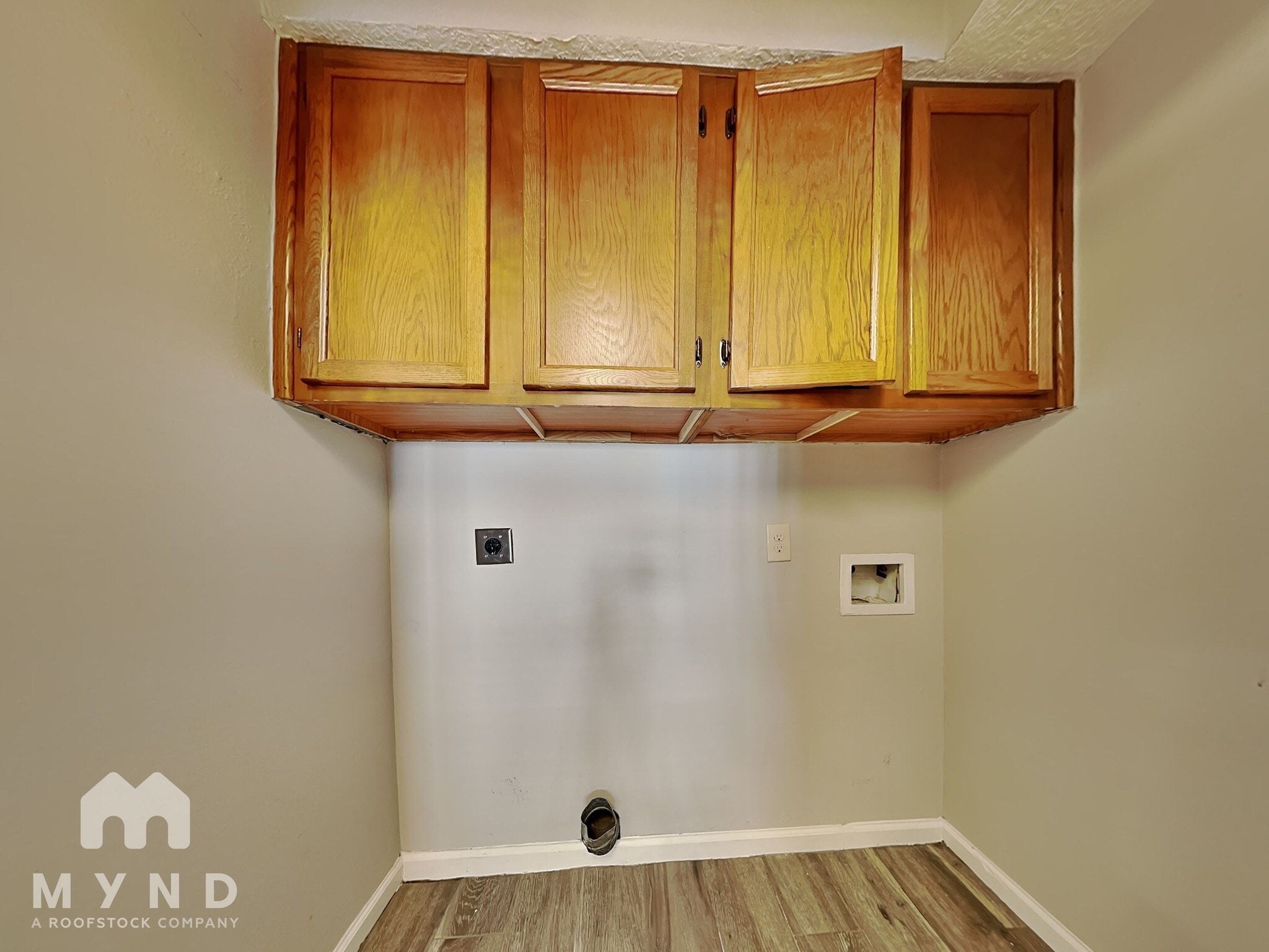 Building Photo - 1807 Briarcreek Blvd