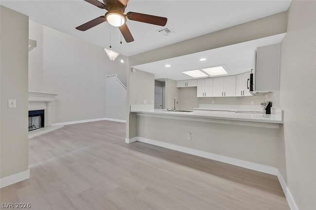 Building Photo - 6250 W Flamingo Rd