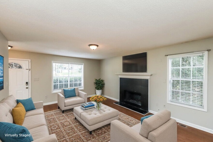 Building Photo - 7285 Hunters Ridge Dr