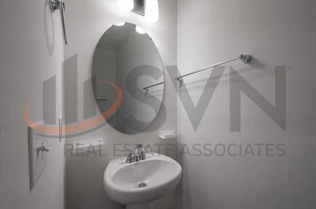 Building Photo - Brand New Construction! 3BD, 2.5BA Mebane Townhome Minutes from Tanger Outlets