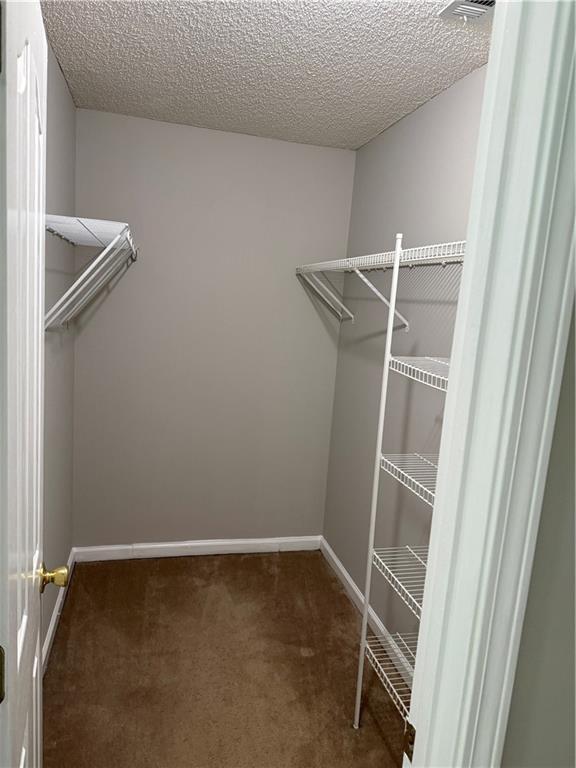 Building Photo - 401 Gresham Dr