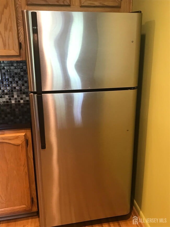 Building Photo - 202 Salem Ct