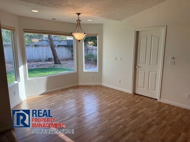 Building Photo - Hurricane Home on Large Lot