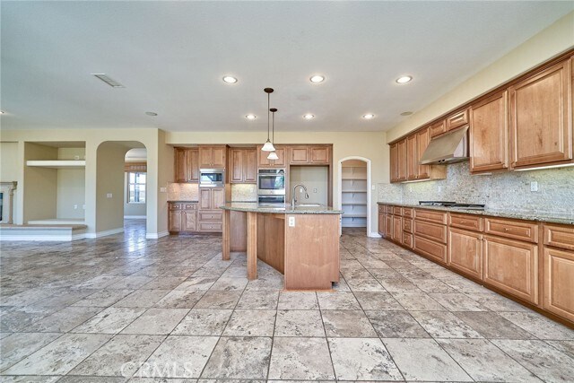 Building Photo - 7870 Sanctuary Dr