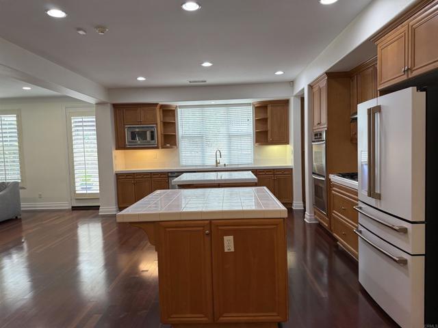 Building Photo - 1472 Canoe Creek Way