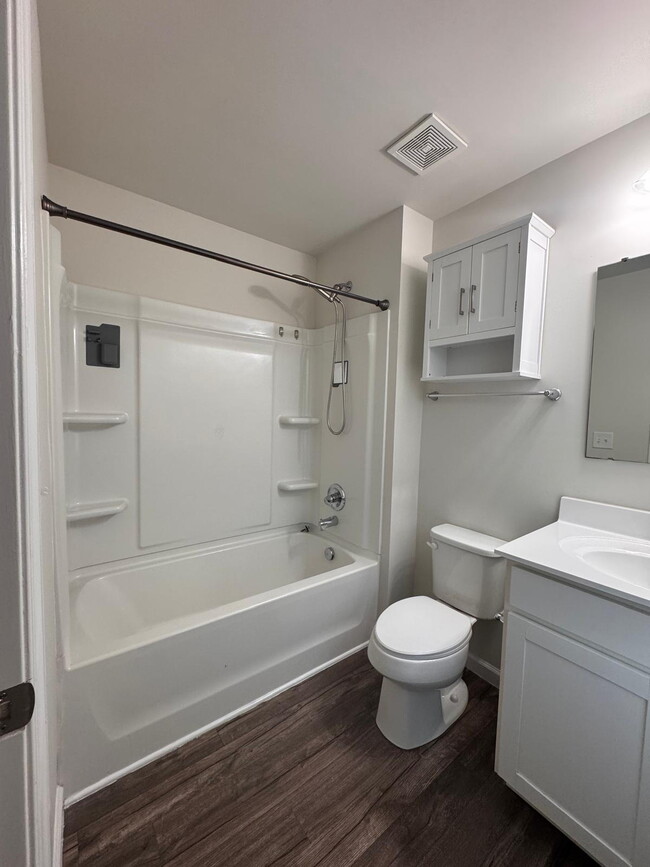 Building Photo - Beautiful 4-Bed, 2.5-Bath Home in Lyman – ...