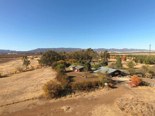 Building Photo - 27643 Co Rd 88