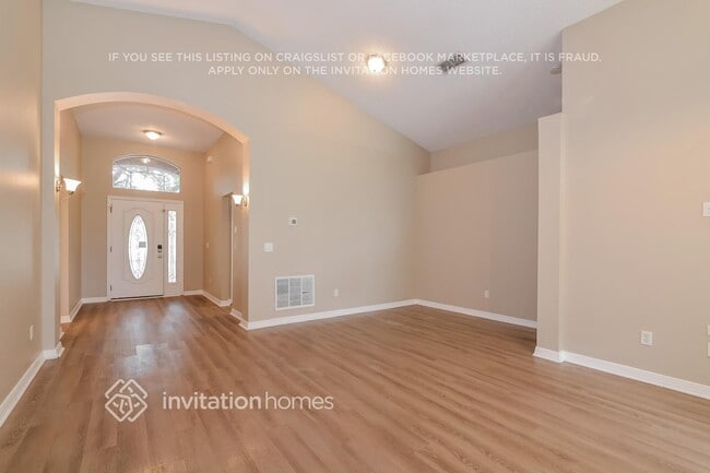 Building Photo - 802 Kamchatka Ct