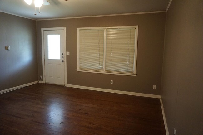 Building Photo - 3114 37th St