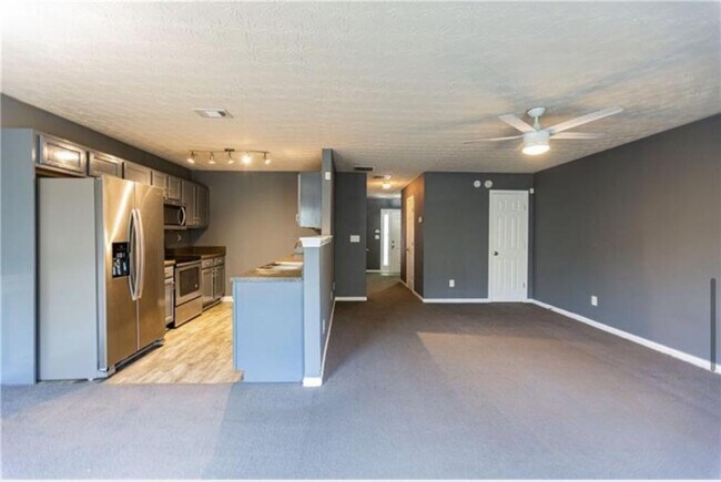 Building Photo - 2829 Vining Ridge Terrace