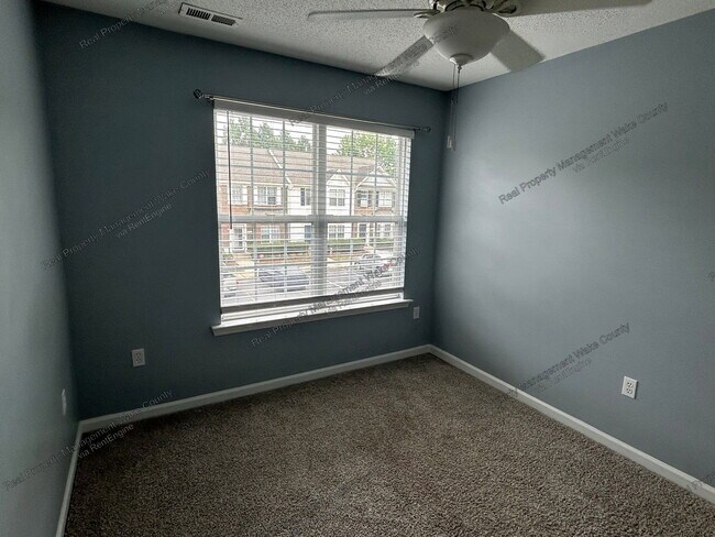 Building Photo - 10815 Galand Ct