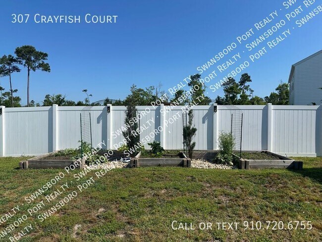 Building Photo - 307 Crayfish Ct