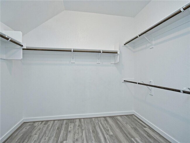 Building Photo - 17201 Leafroller Dr
