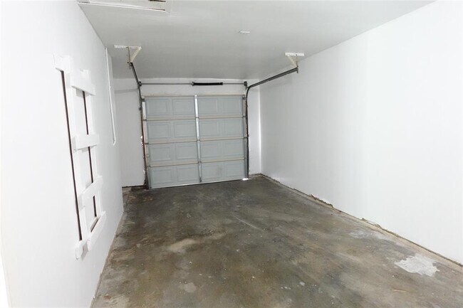 Building Photo - 7215 Haverton Dr
