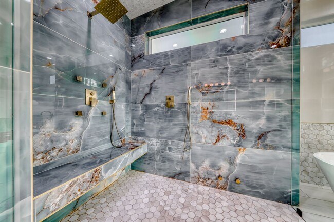 Building Photo - Stunning Green Valley, Guard Gated Community, Pool Home!