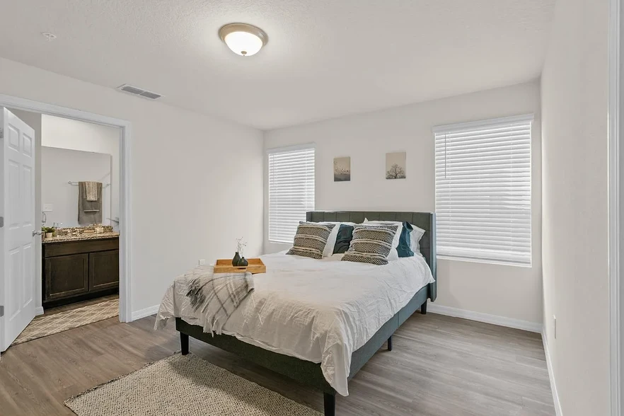 Main Bedroom 1 - 7644 Mailes Ct