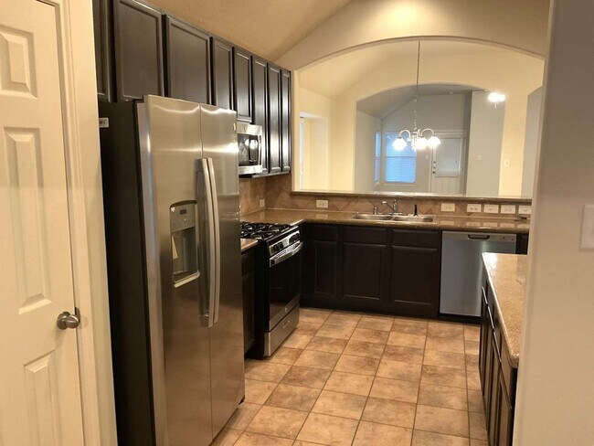 Building Photo - 30619 Ginger Trace Dr