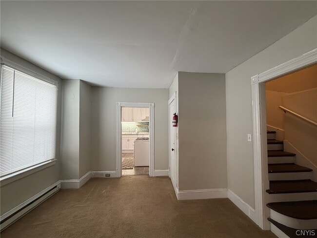 Building Photo - 7 S Washington St