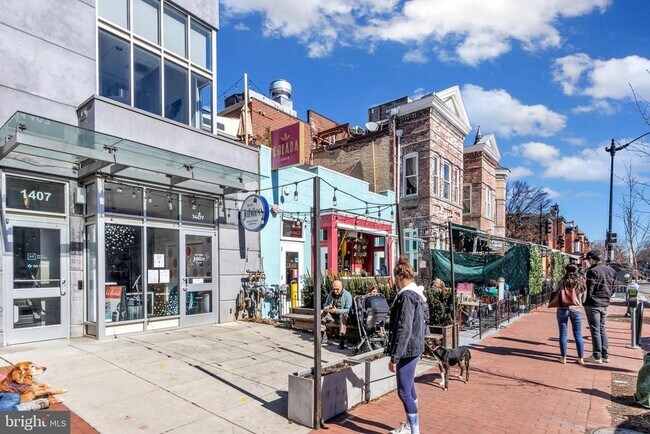 Building Photo - 1451 Belmont St NW
