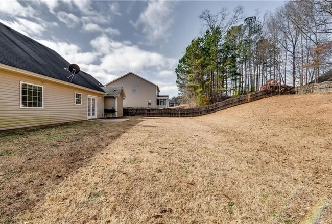 Building Photo - 220 Windpher Ridge