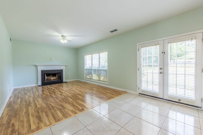 Building Photo - Beautiful 4-Bedroom Home in Desirable East Cobb – Prime Marietta Location!