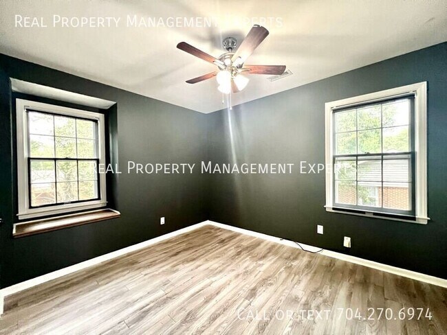 Building Photo - 1415 Jodhpur Ct