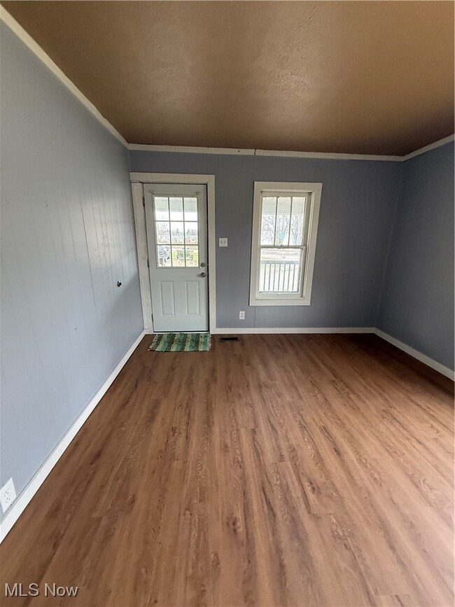 Building Photo - 714 Chester St