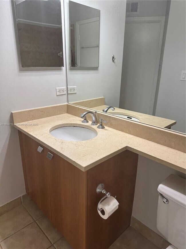 Building Photo - 1335 Crystal Way