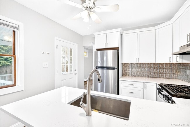 Building Photo - 48 S Mill St