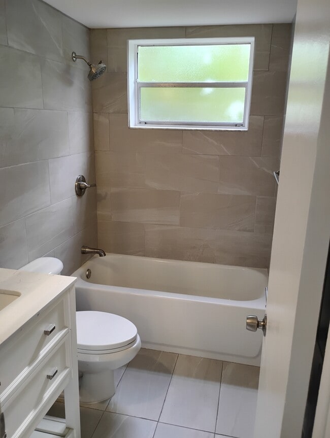 Brand new bathroom - 3761 SW 59th Terrace