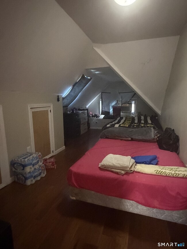 Building Photo - 25 E Pearl St