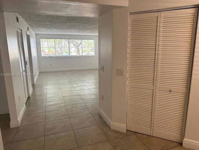 Building Photo - 6115 NW 186th St