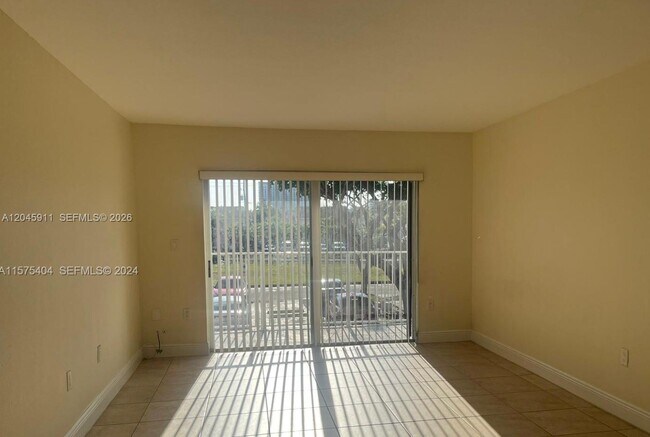 Building Photo - 5112 NW 79th Ave