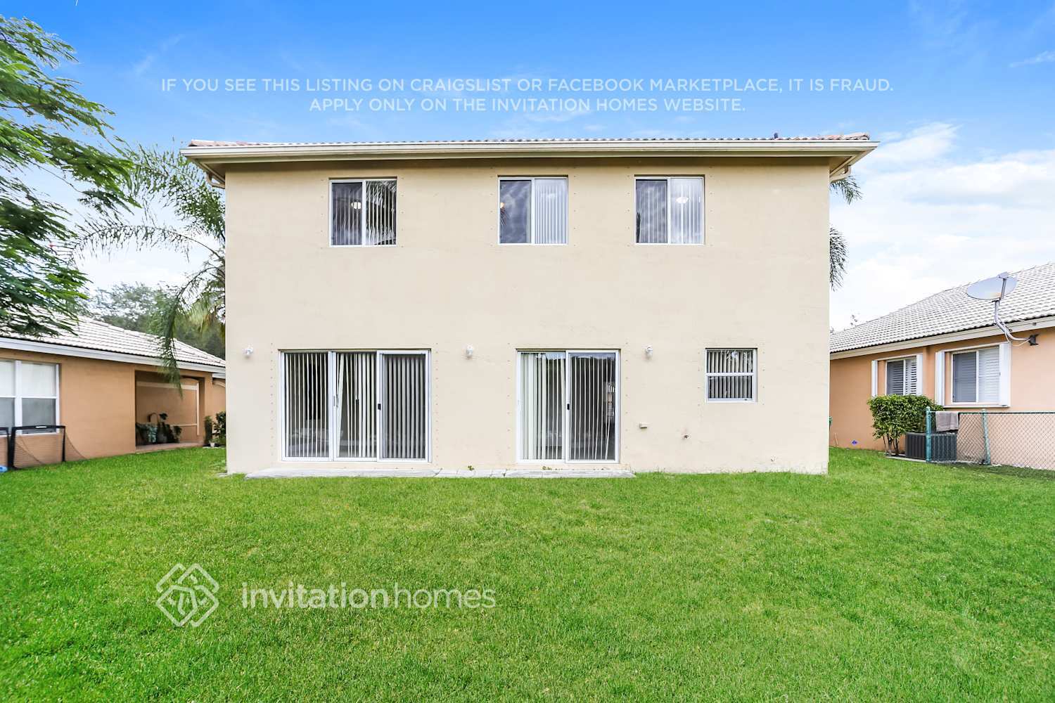Building Photo - 13440 SW 24th St